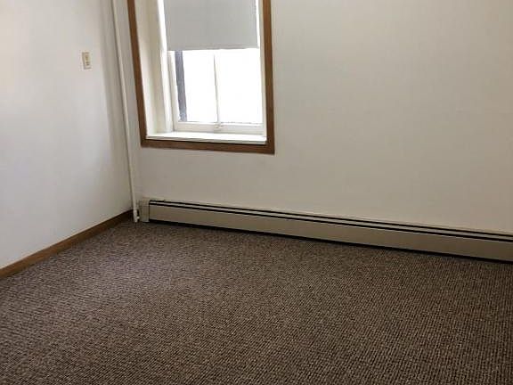 3rd image of 912 Pearl St #114