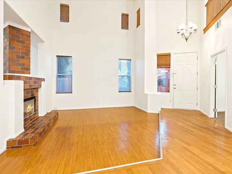 1708 Cordoba Canyon St — Photo 7