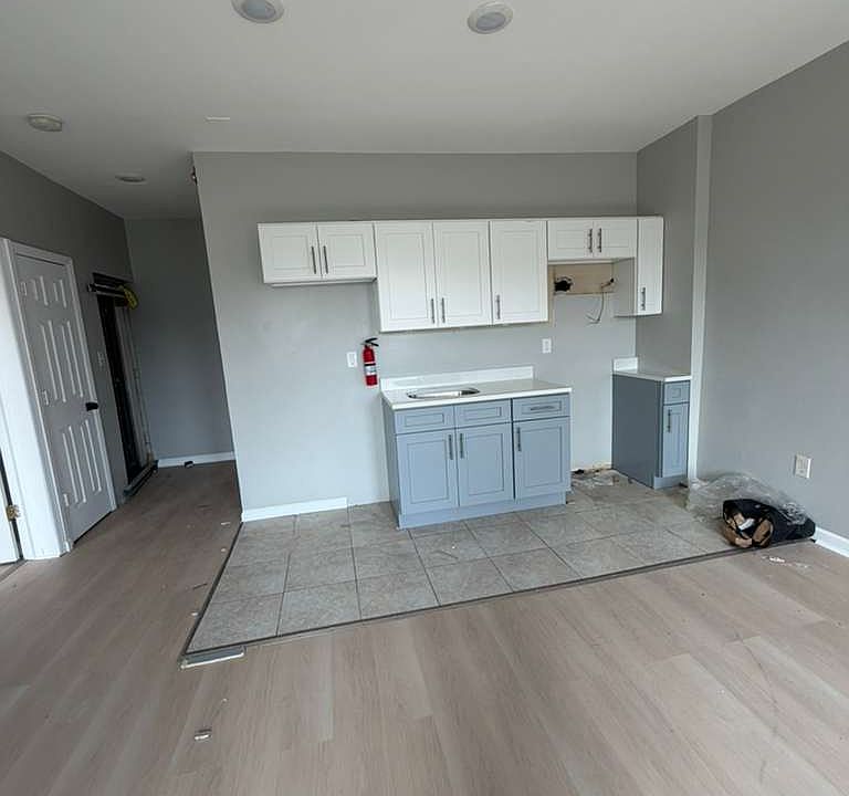 1st image of 634 Martin Luther King Blvd #22