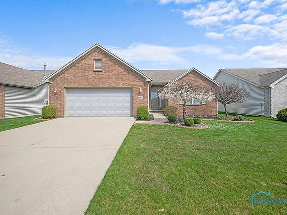 3rd image of 10874 Waterview Dr