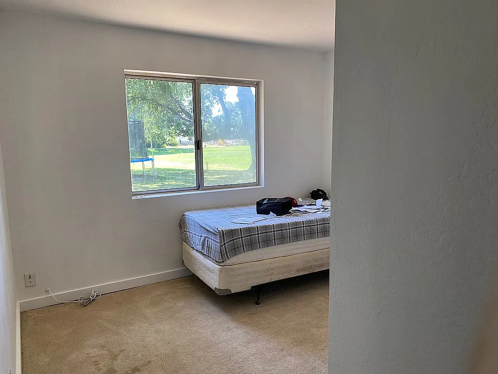 18725 Fairway Point photo 1