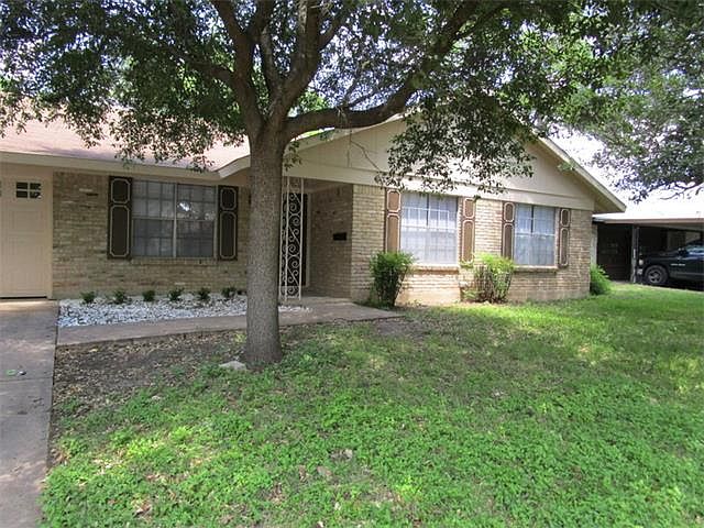 1st image of 2110 Kenbridge Dr