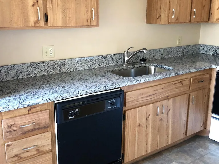 135 Seawind Dr — Photo 5