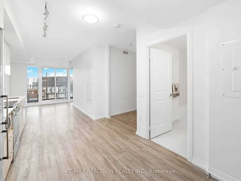 251 Jarvis St #2102 — Photo 5