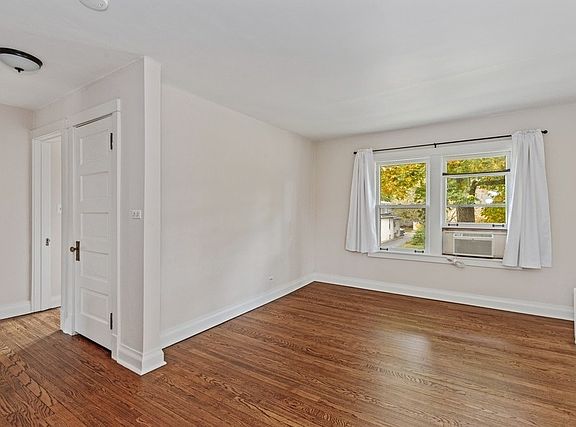 2nd image of 667 Homewood Ave