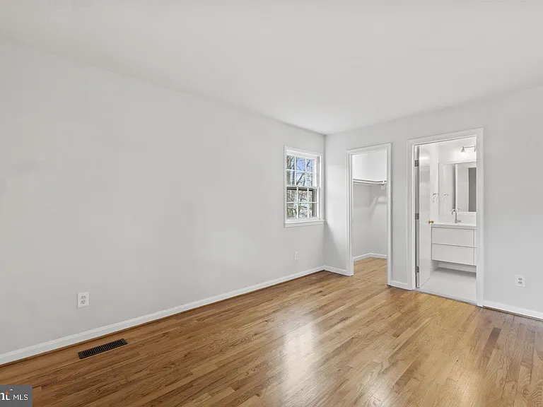 11817 Becket St — Photo 11