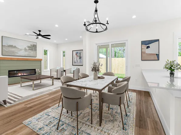 22 W Georgie St, Pt Washington, FL 32459