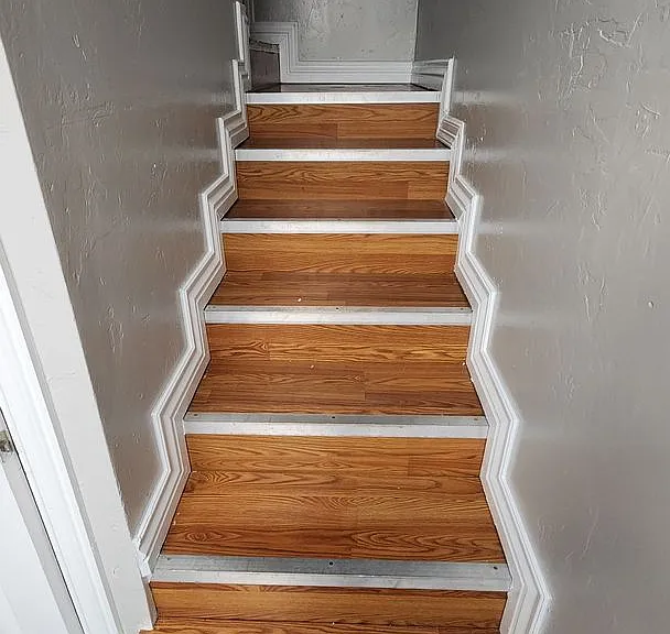 225 E Edwards St — Photo 30
