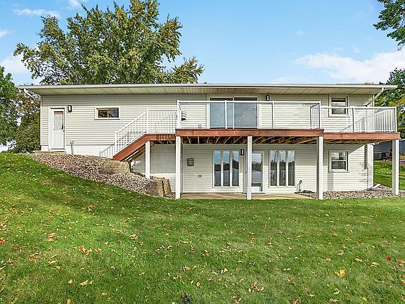 2nd image of 17605 Finch Ct