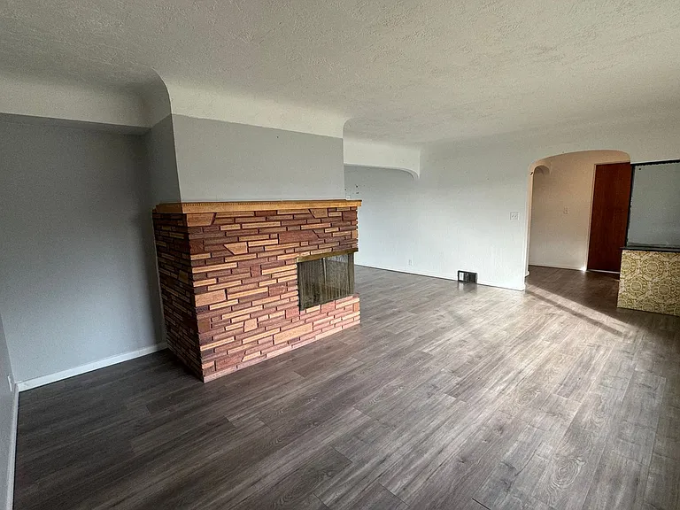 2434 Wyoming St — Photo 17