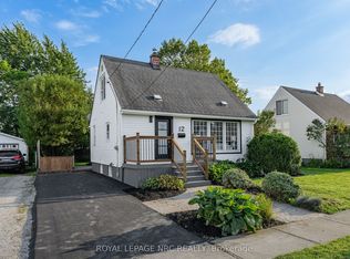 12 Admiral Rd, Saint Catharines, ON L2P 1G5