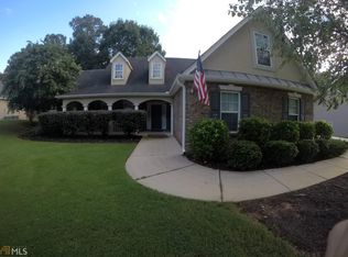 245 Creekside Cir, Hampton, GA 30228