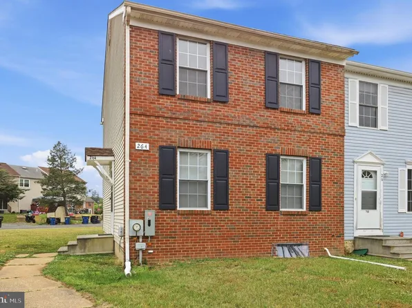 264 Green Blade Dr, Dover, DE 19904