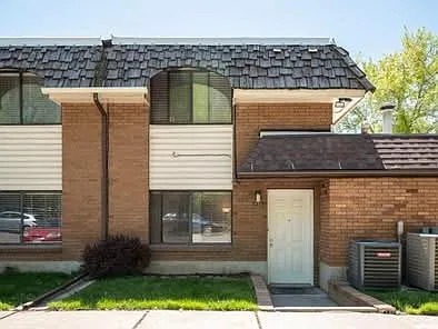 1493 Arthur Dr — Photo 2