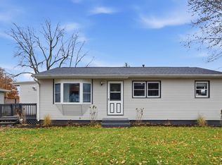 217 5th St, Buffalo, IA 52728