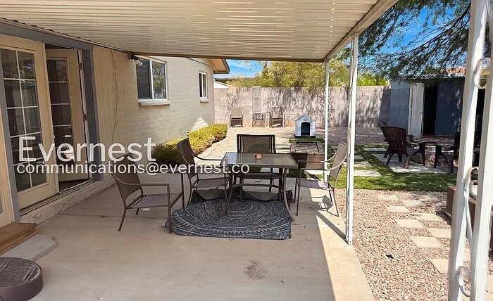 2333 E Camino St — Photo 30