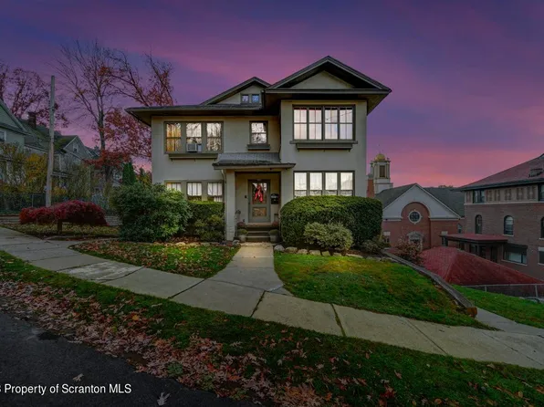 1020 Robb Pl, Scranton, PA 18509