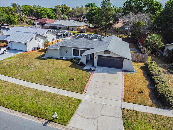 4th image of 2306 E Timberlane Dr