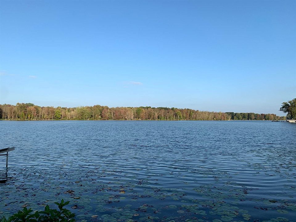 2nd image of 9680 N Steinbarger Lake Dr