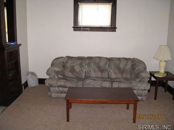 4th image of 211 Kingshighway