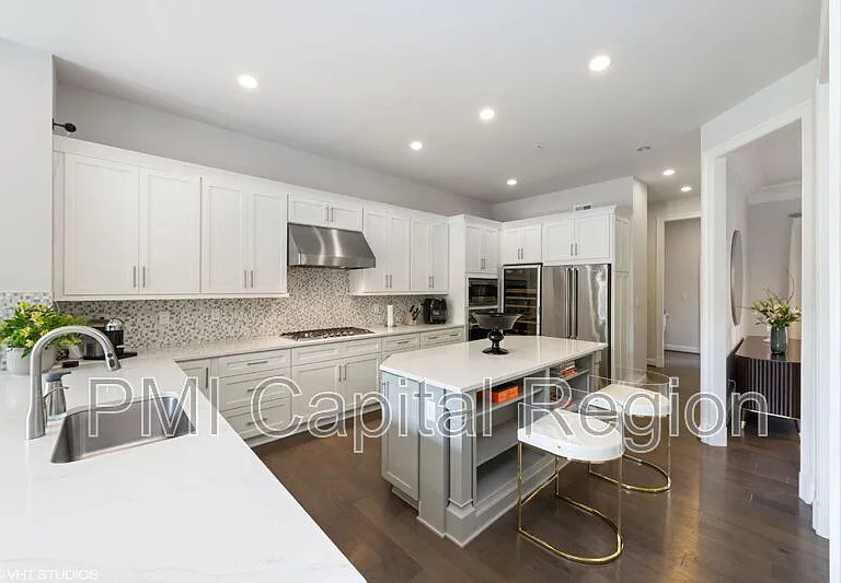 5320 Camberley Ave — Photo 2