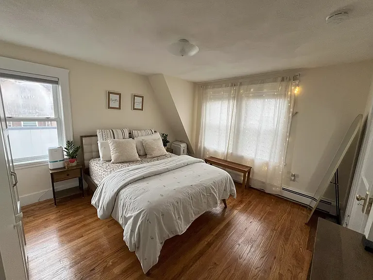 1145 Boylston St #4 — Photo 9