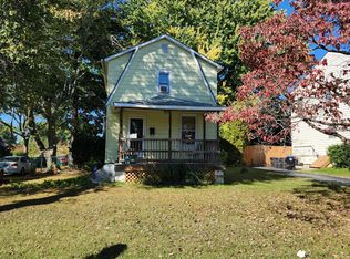1042 Randall Ave, Upper Chichester, PA 19061