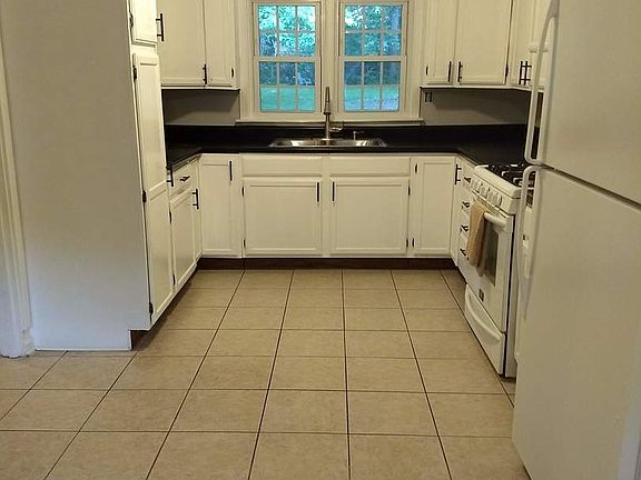 4th image of 11553 W Oak Dr