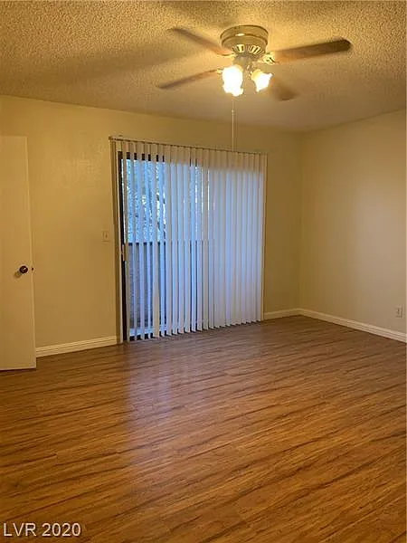 Lisagayle Court 5266 unit 122 - 1 — Photo 4