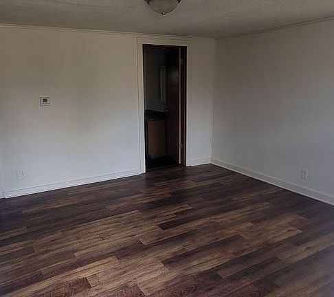 2nd image of 617 Center St