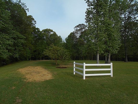 5th image of 201 Riverwood Dr Lot 41