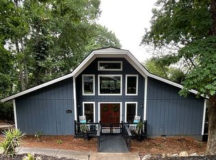 2011 Marquesas Ave, Tega Cay, SC 29708