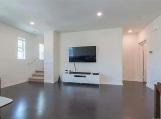 140 Paramount, Irvine, CA 92618