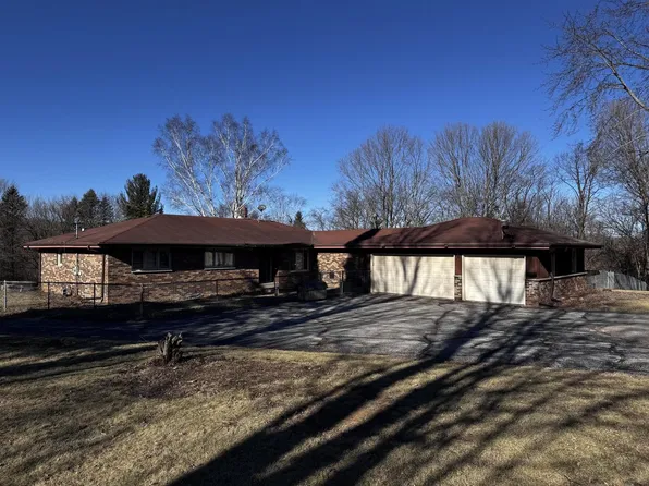 W228S6029 Arrow Ridge ROAD, Waukesha, WI 53189