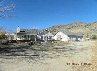 14 Davis Ln, Wellington, NV 89444
