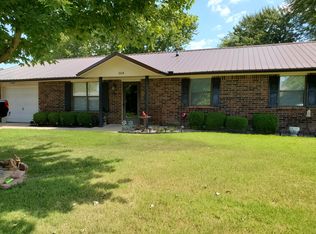 2216 Birch Ln, Miami, OK 74354