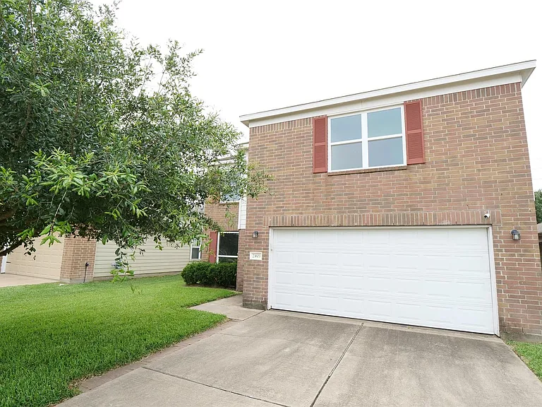 23603 Legacy Oak St — Photo 1