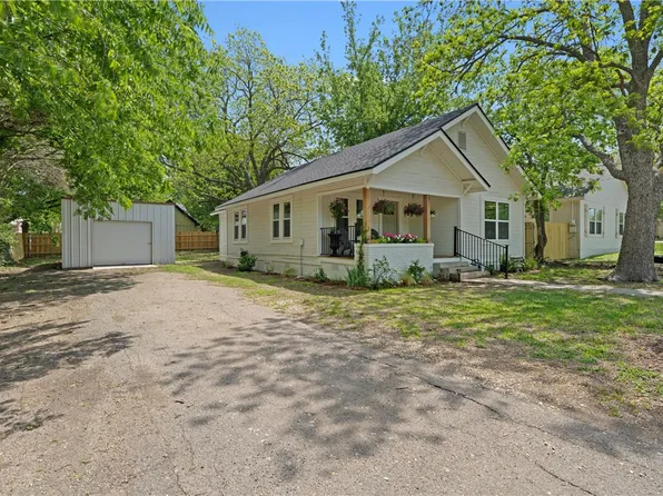 405 E 7th St, Valley Mills, TX 76689