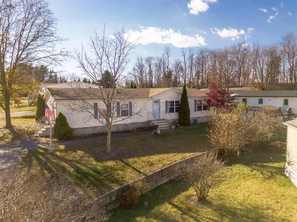 111 Winding Wood Road, Hopewell Junction, NY 12533