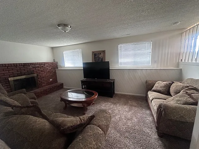 2300 Cotswold Ct — Photo 12
