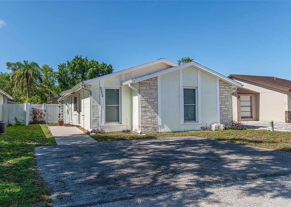1st image of 9224 Balfern Ct