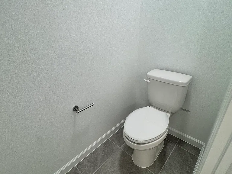 8042 SW Highway 484 — Photo 16