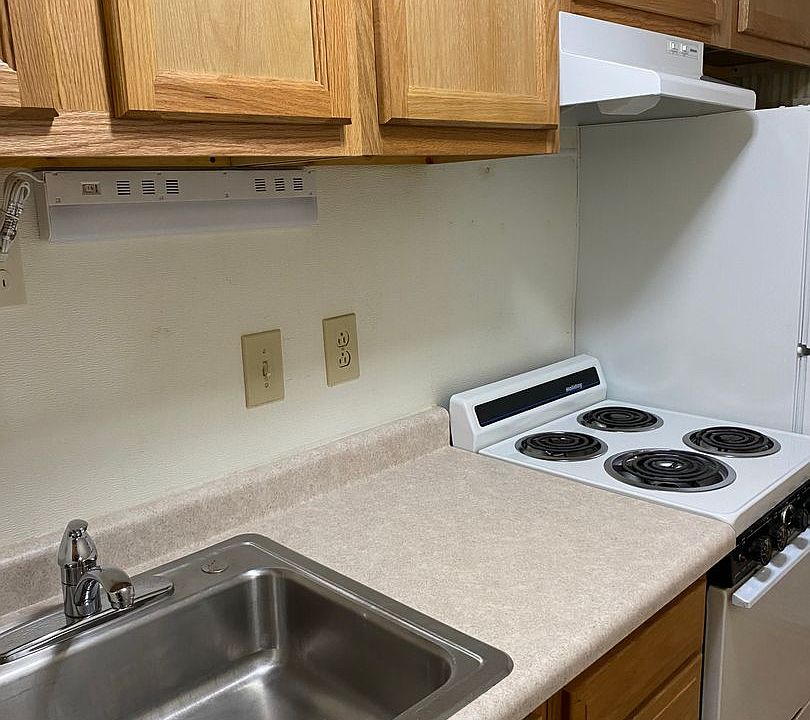 1st image of 44 Meadowview Ter #0