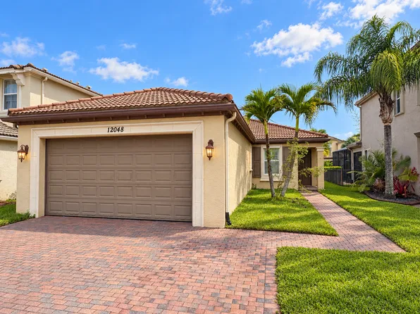 12048 SW Knightsbridge Ln, Pt Saint Lucie, FL 34987