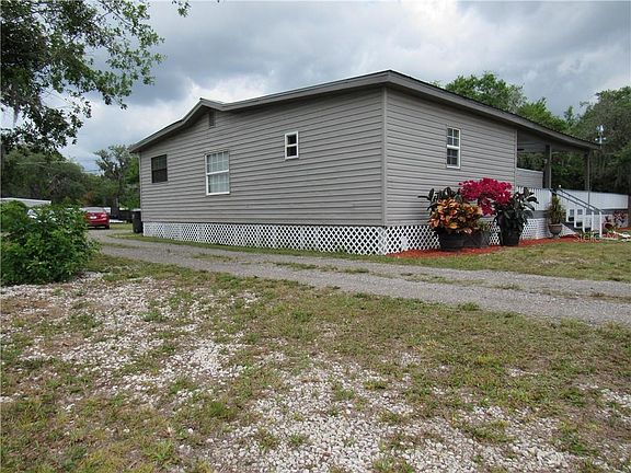 3rd image of 12004 Fawn Dale Dr
