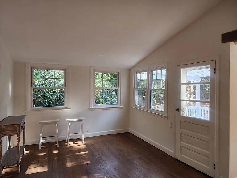 305 North Dr — Photo 14