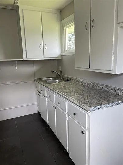 Robinson 205 — Photo 1