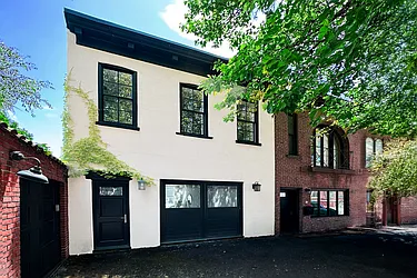72 Verandah Place