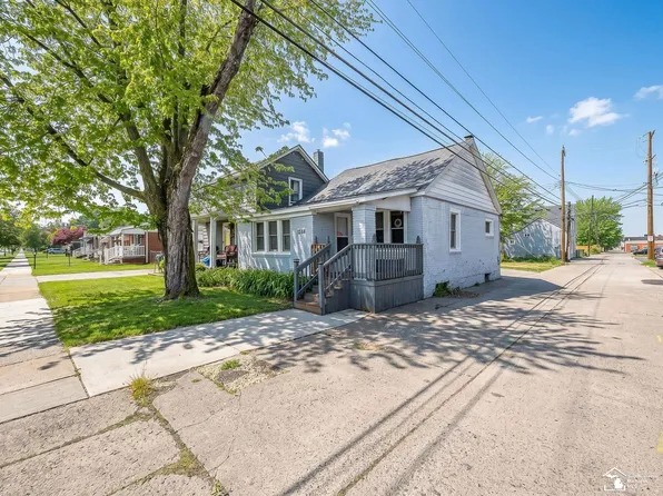 1288 Stewart Ave, Lincoln Park, MI 48146