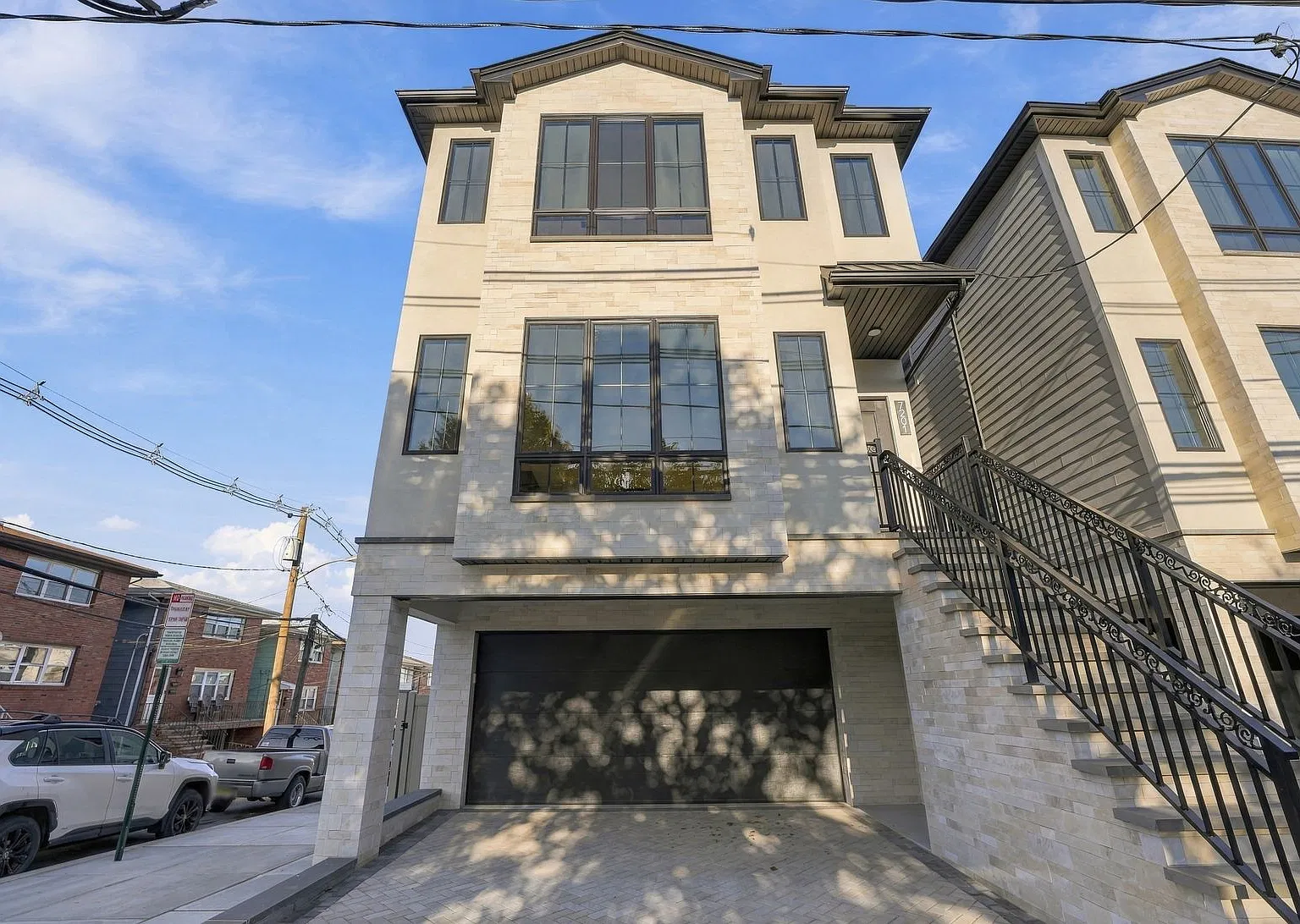 7201 Cottage Ave — Photo 2